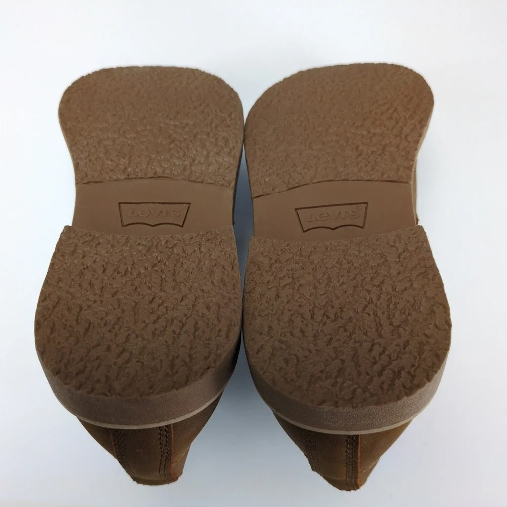 Levi's Sonoma Chukka Boots Mens 8 Brown NWT Faux Nubuck 518815DKTN